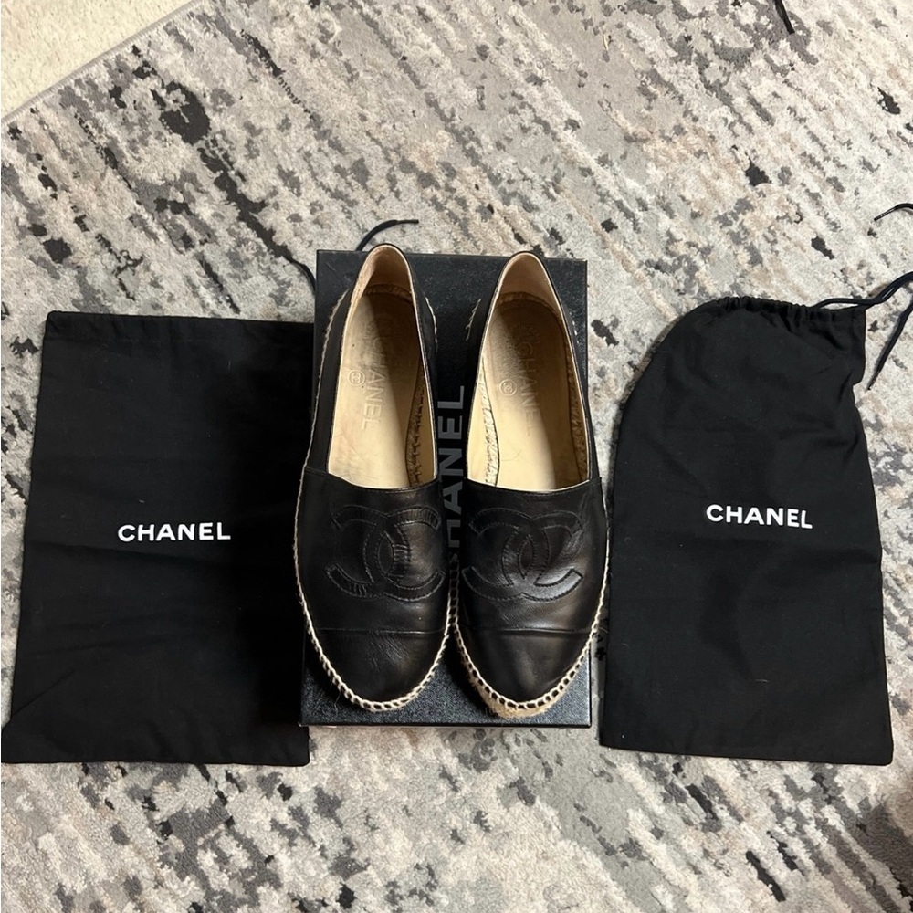 CHANEL Espadrilles